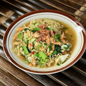 雨季假期的有效技巧 10 Bakmi Djowo 在婆罗浮屠很美味