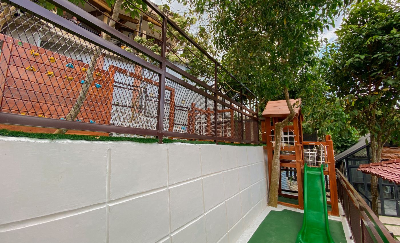 Café Restaurant mit Kinderspielplatz in Borobudur Magelang 8 Play ground cafe borobudur
