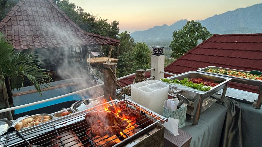 Look for the nearest restaurant to Borobudur that has a good view in Magelang 8 Spicy Indonesian Grilled Chicken