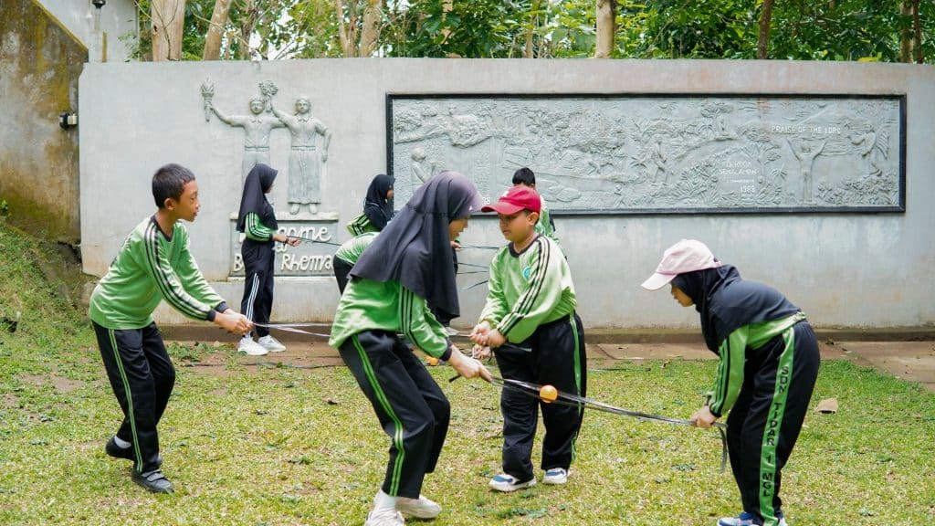 雕刻笑声,创作精彩故事 武吉雷玛 Tidar 1 州立小学马格朗郊游班 9 马格朗郊游班