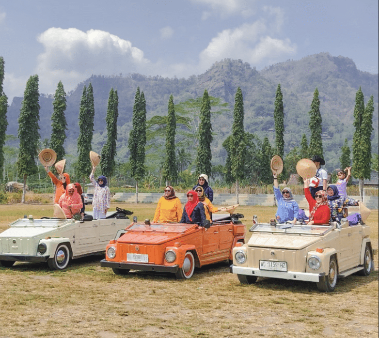Ontbijt in de Wolken & VW Borobudur Boeken 16 VW Safari Borobudur