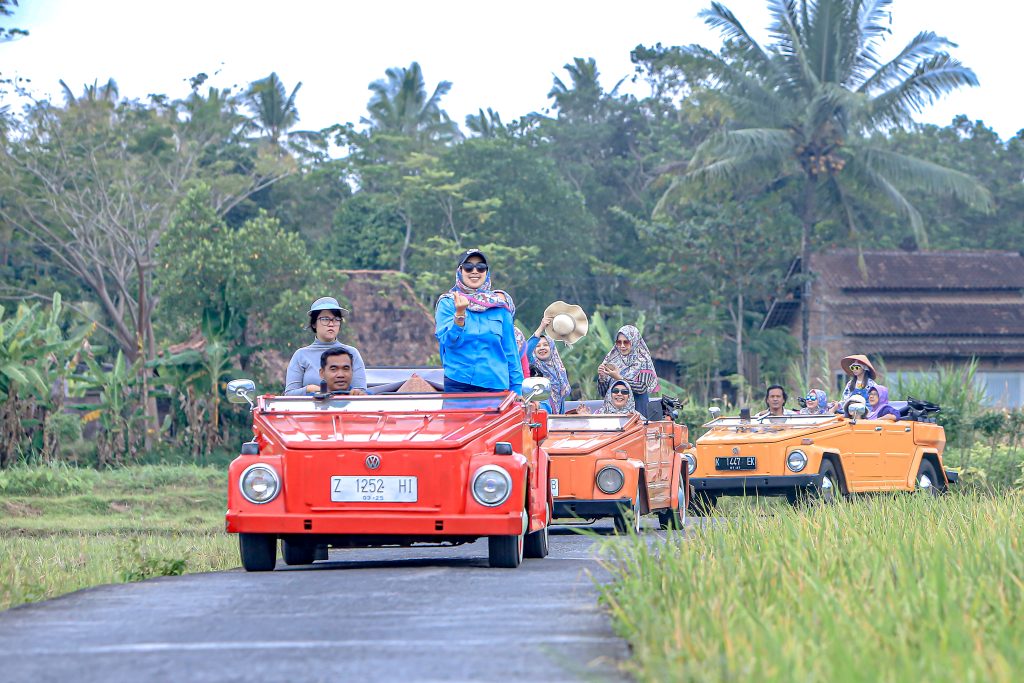 Ontbijt in de Wolken & VW Borobudur Boeken 12