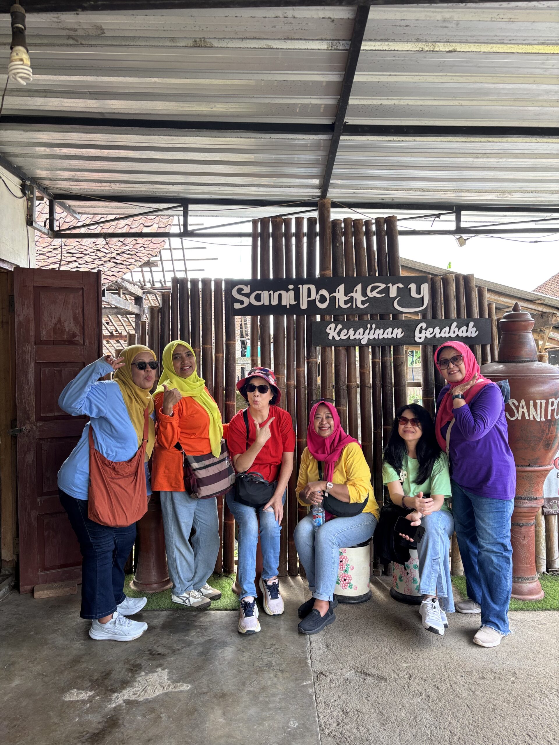Experience VW di Borobudur: Nostalgia Naik VW Safari Bareng Teman 18 Pelepasan balon di Lapangan Randu Alas, akhir perjalanan trip VW Borobudur