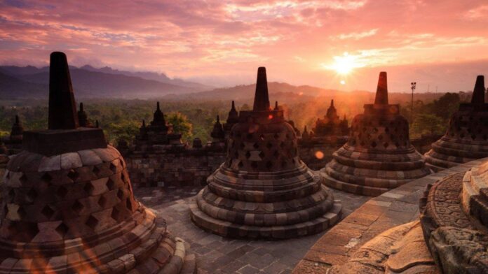 kbr-sunset-bukit-rhema-borobudur-primary