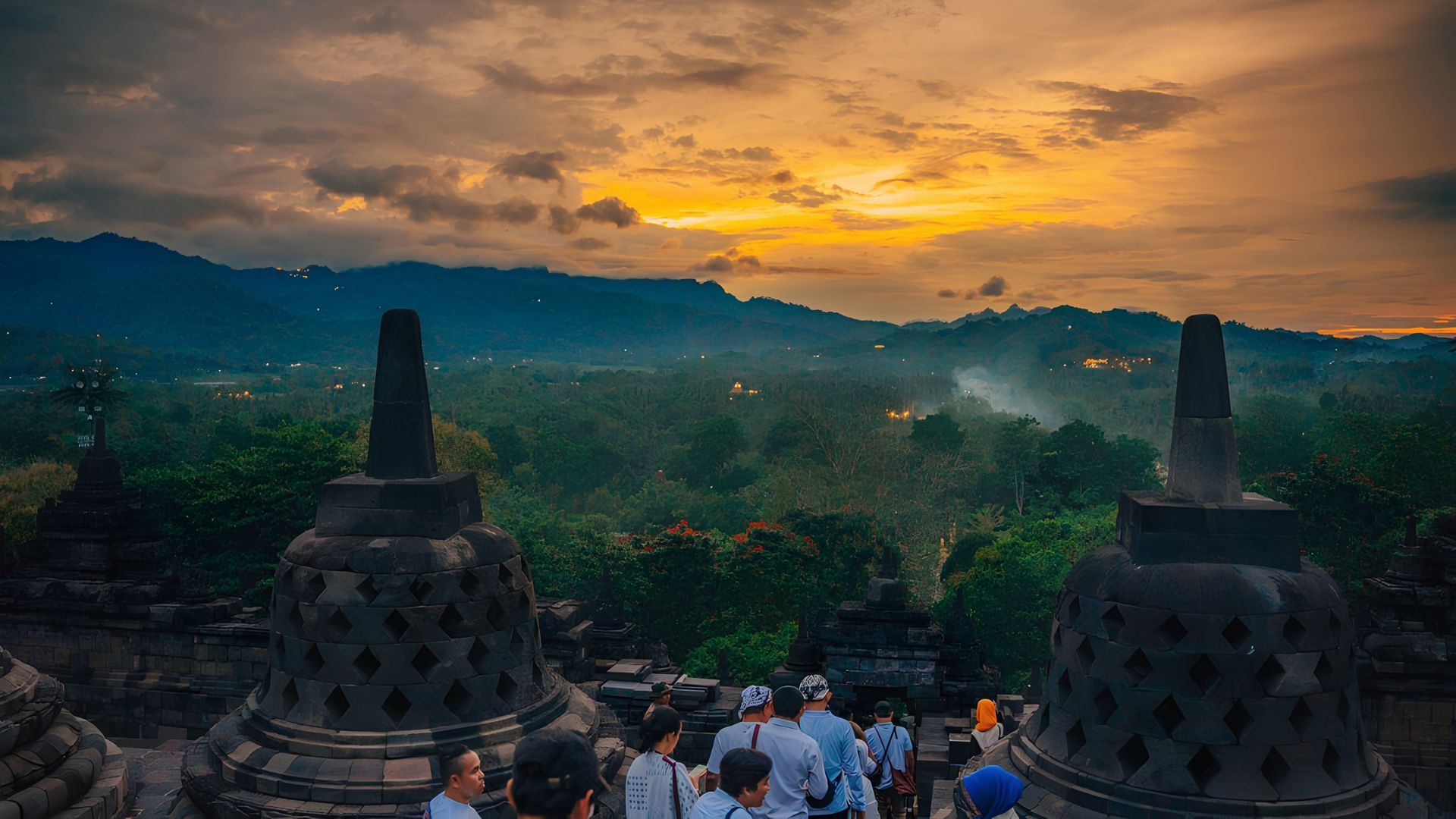 Sunset di Bukit Rhema Borobudur: Waktu Terbaik, Spot Foto, dan Makan Sore 5 sunset Bukit Rhema