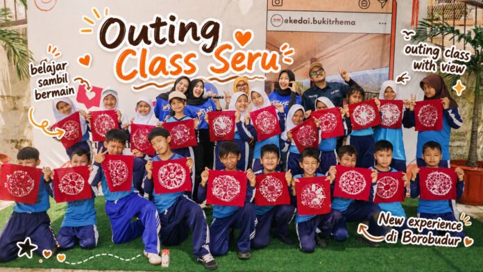 estimasi-biaya-outing-borobudur-featured Rombongan outing class berfoto bersama di Kedai Bukit Rhema