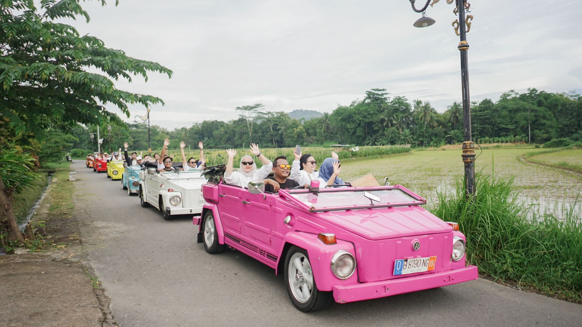 Wisata Borobudur saat Peak Season Akhir Tahun: 8 Tips Agar Tidak Stres di Tengah Keramaian 1 tips peak season Borobudur akhir tahun di Kedai Bukit Rhema